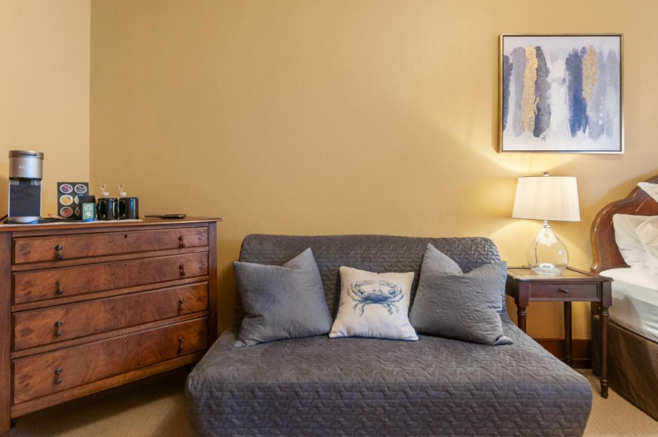 Casa Grande Inn & Suites Penticton Ngoại thất bức ảnh