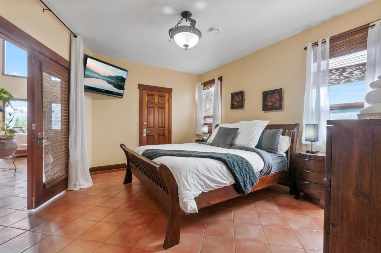 Casa Grande Inn & Suites Penticton Ngoại thất bức ảnh